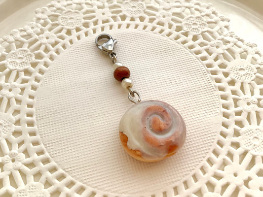 Cinnamon bun charm, realistic cinnamon roll with buttercream icing, sweet roll danish charm, polymer clay food charm, baker gift, tiny food