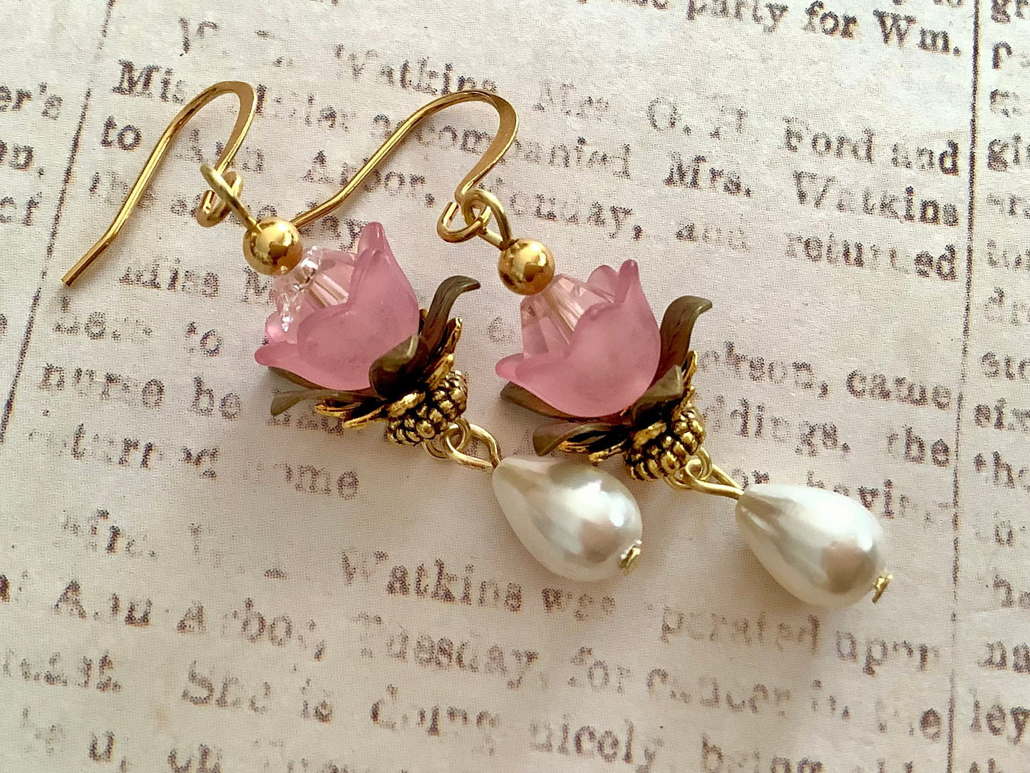 Flowered Earrings / Dangle Rose Earrings/Vintage Earrings/Renaissance Earrings/Lotus flower earrings/gift for her/pearls